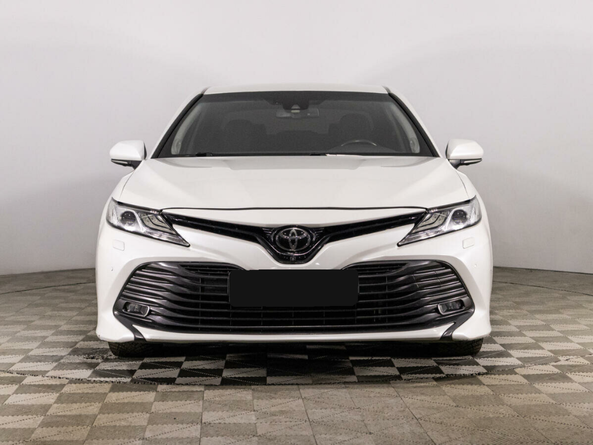 Toyota Camry, 2018