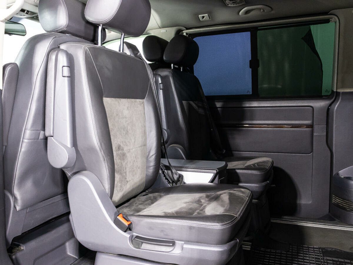 Volkswagen Multivan, 2012