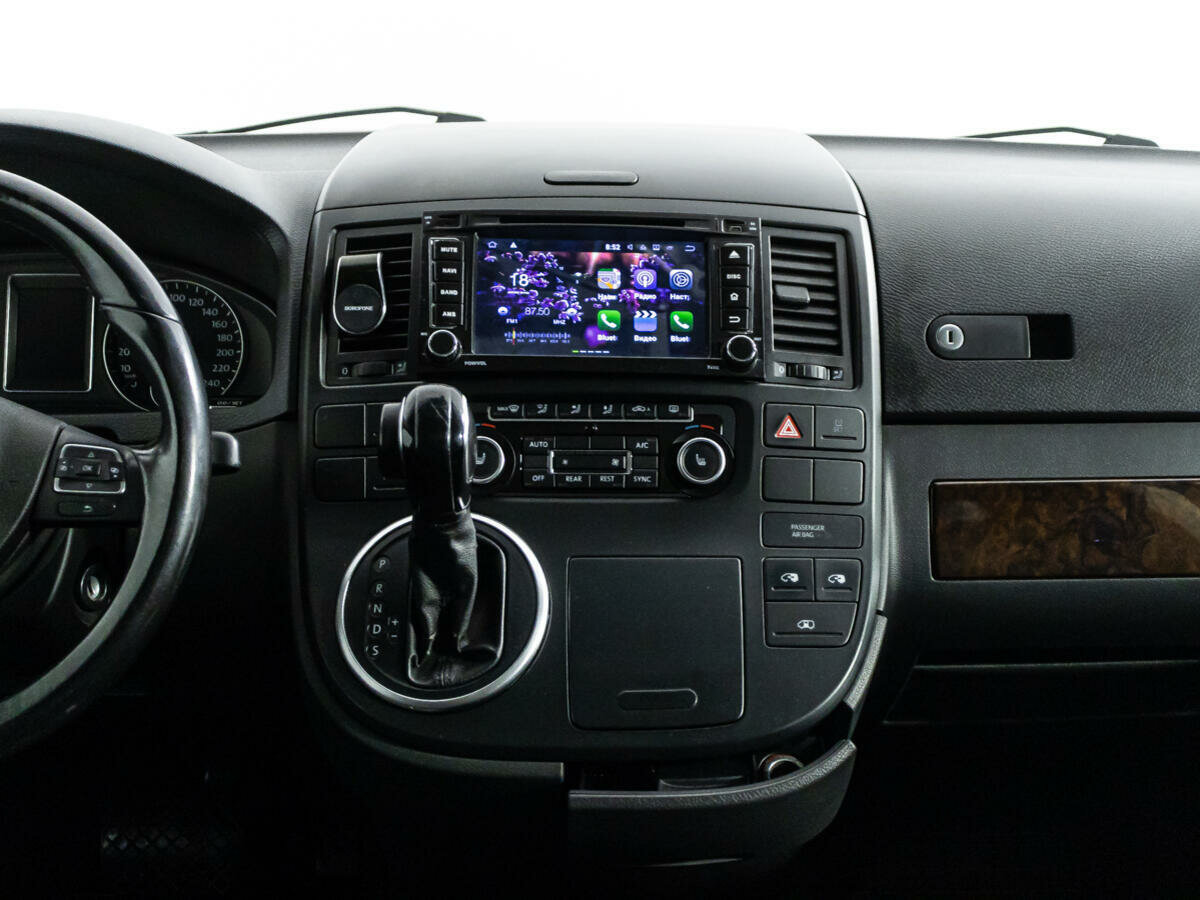 Volkswagen Multivan, 2012