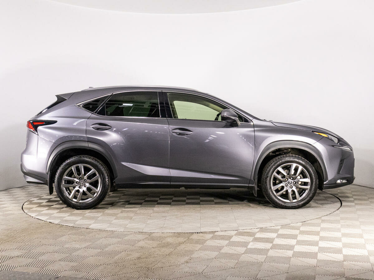 Lexus NX 300, 2018