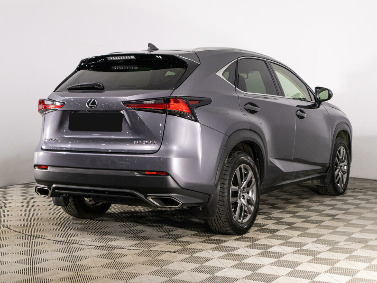 Lexus NX 300, 2018