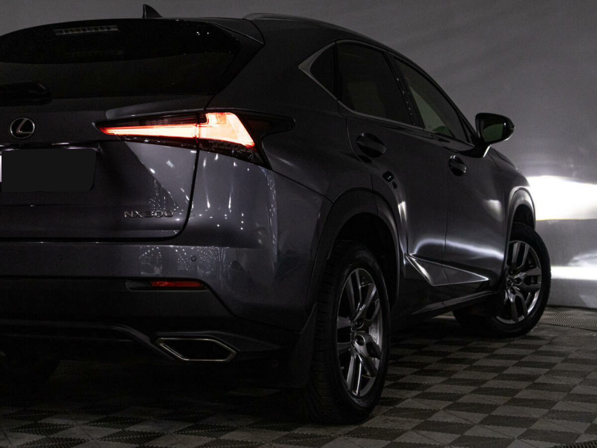Lexus NX 300, 2018