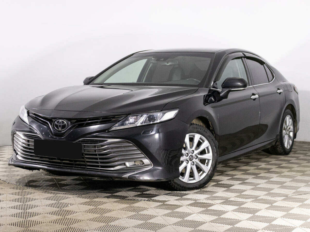 Toyota Camry, 2018