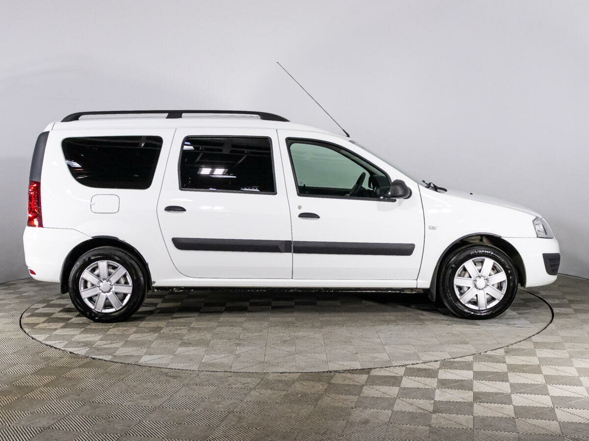 Lada (ВАЗ) Largus, 2020