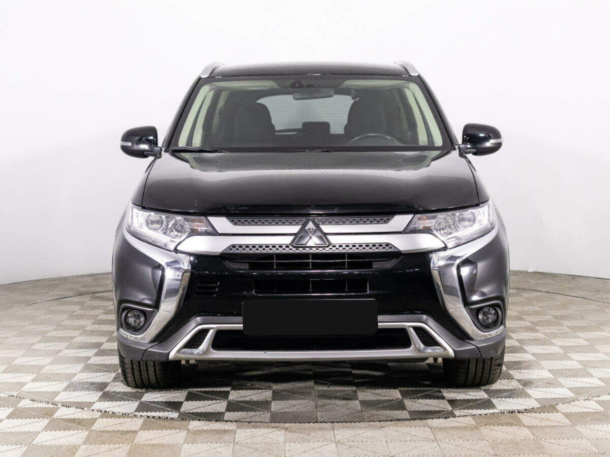Mitsubishi Outlander, 2020
