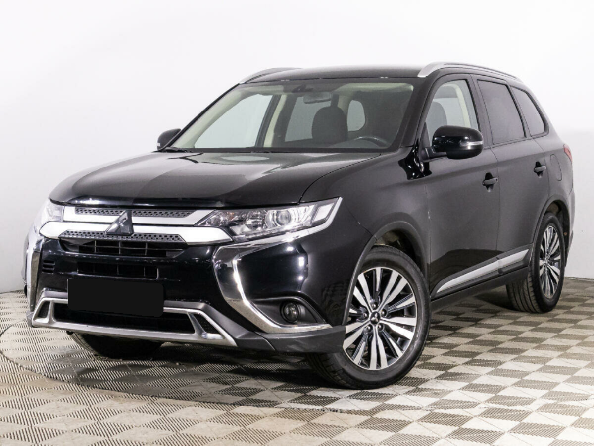 Mitsubishi Outlander, 2020