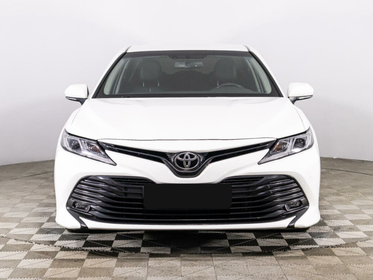 Toyota Camry, 2019