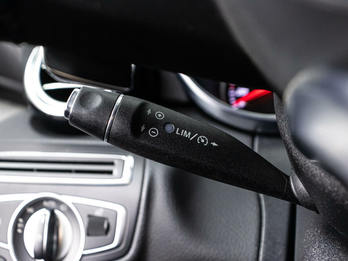 Mercedes-Benz C-Класс 180 9G-TRONIC, 2017