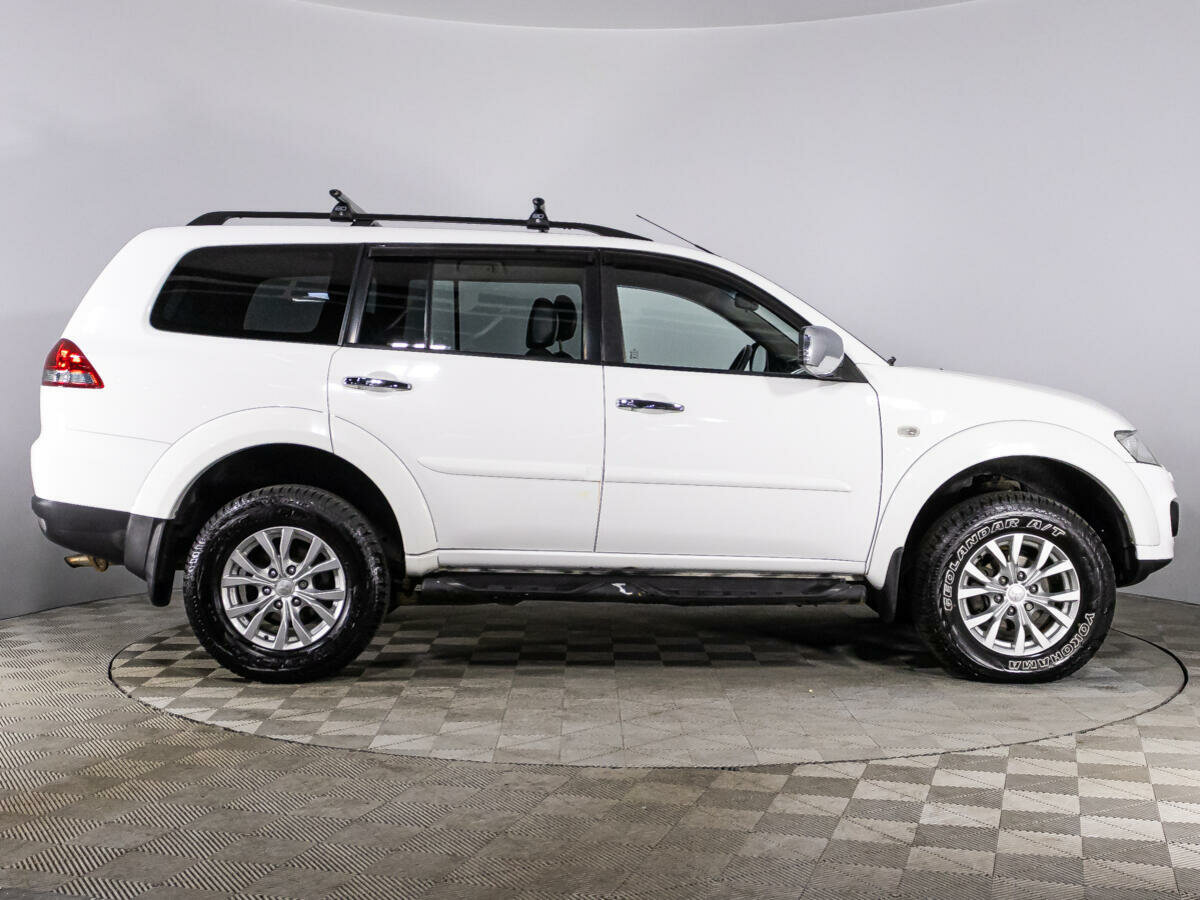 Mitsubishi Pajero Sport, 2013