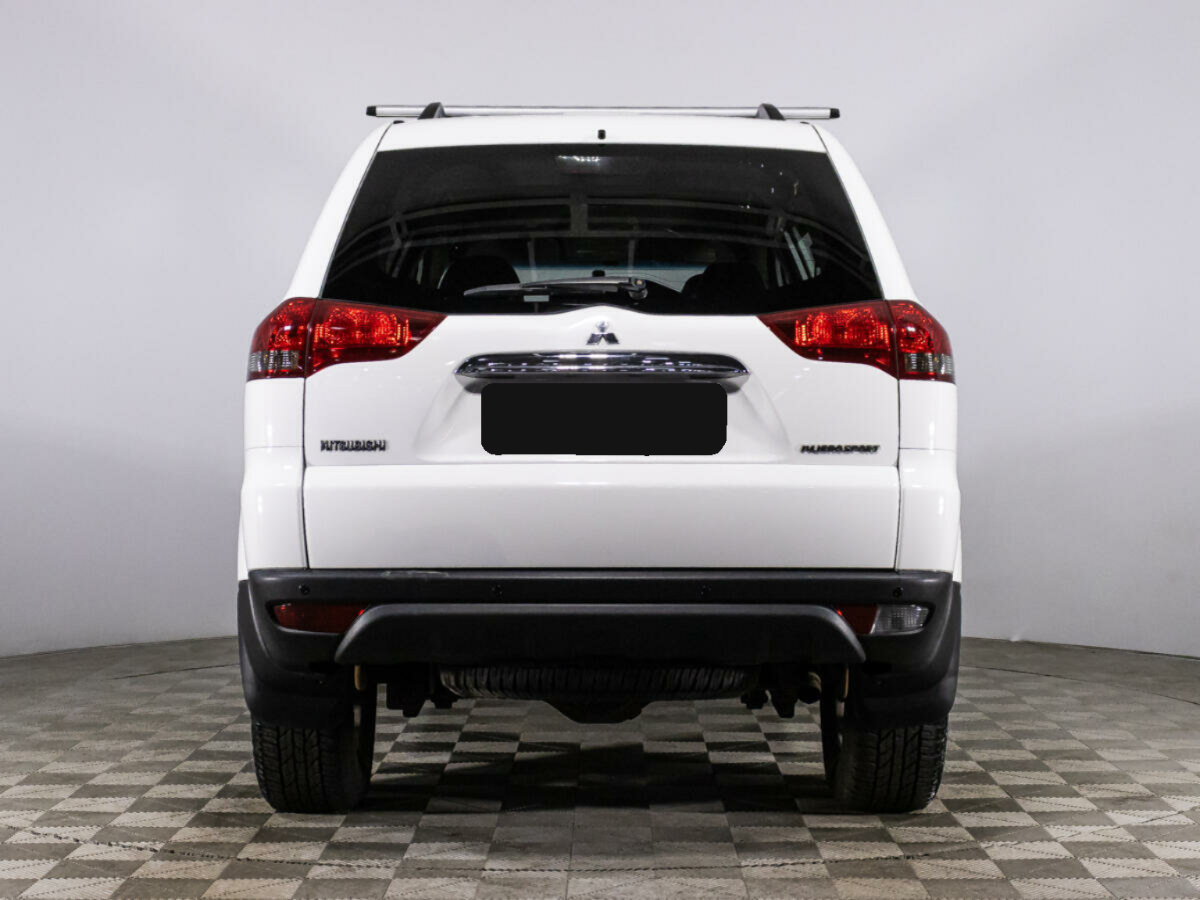 Mitsubishi Pajero Sport, 2013