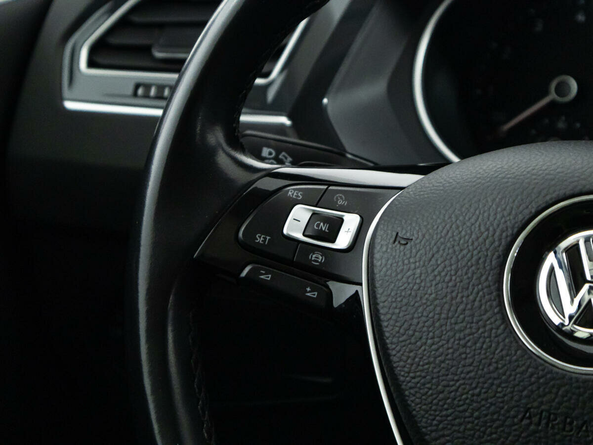 Volkswagen Tiguan, 2020