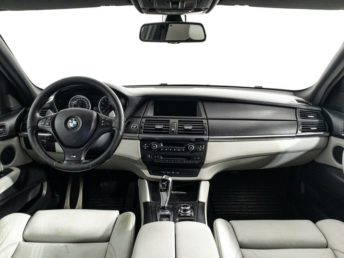 BMW X5 M, 2011