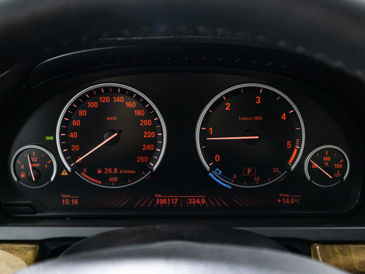 BMW 7 серии 740d xDrive, 2011