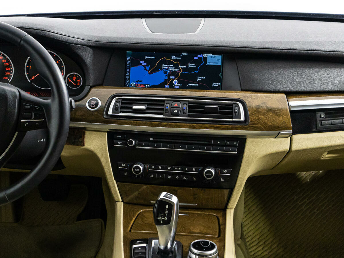 BMW 7 серии 740d xDrive, 2011