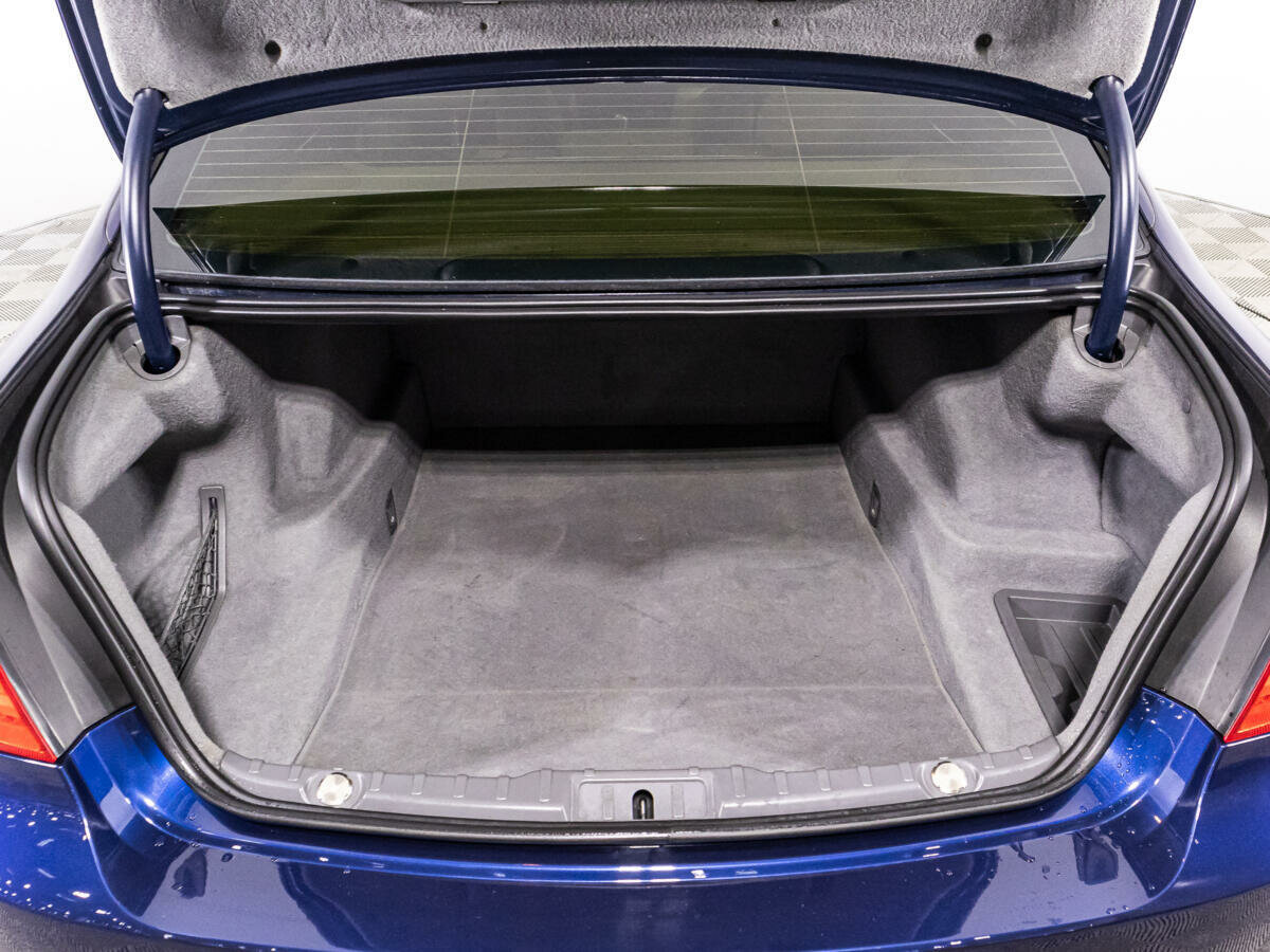 BMW 7 серии 740d xDrive, 2011