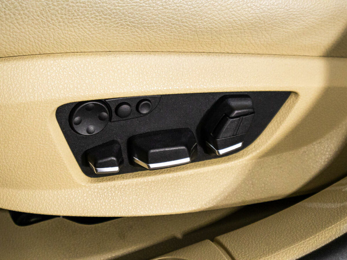 BMW 7 серии 740d xDrive, 2011