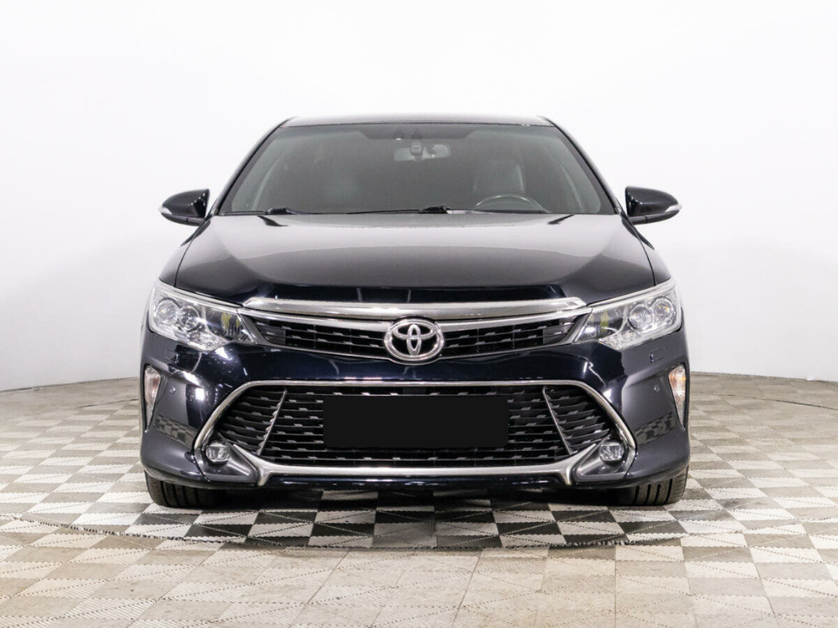 Toyota Camry, 2017