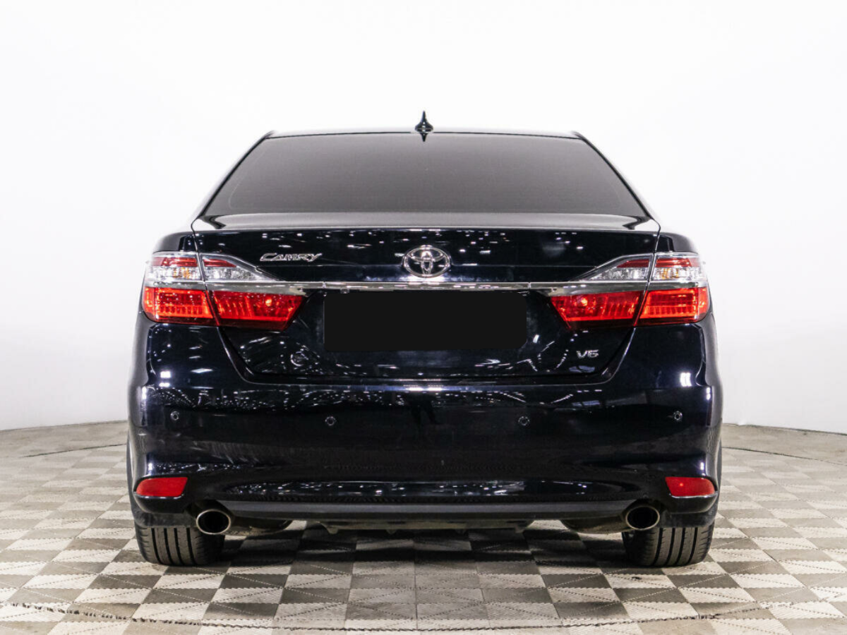 Toyota Camry, 2017