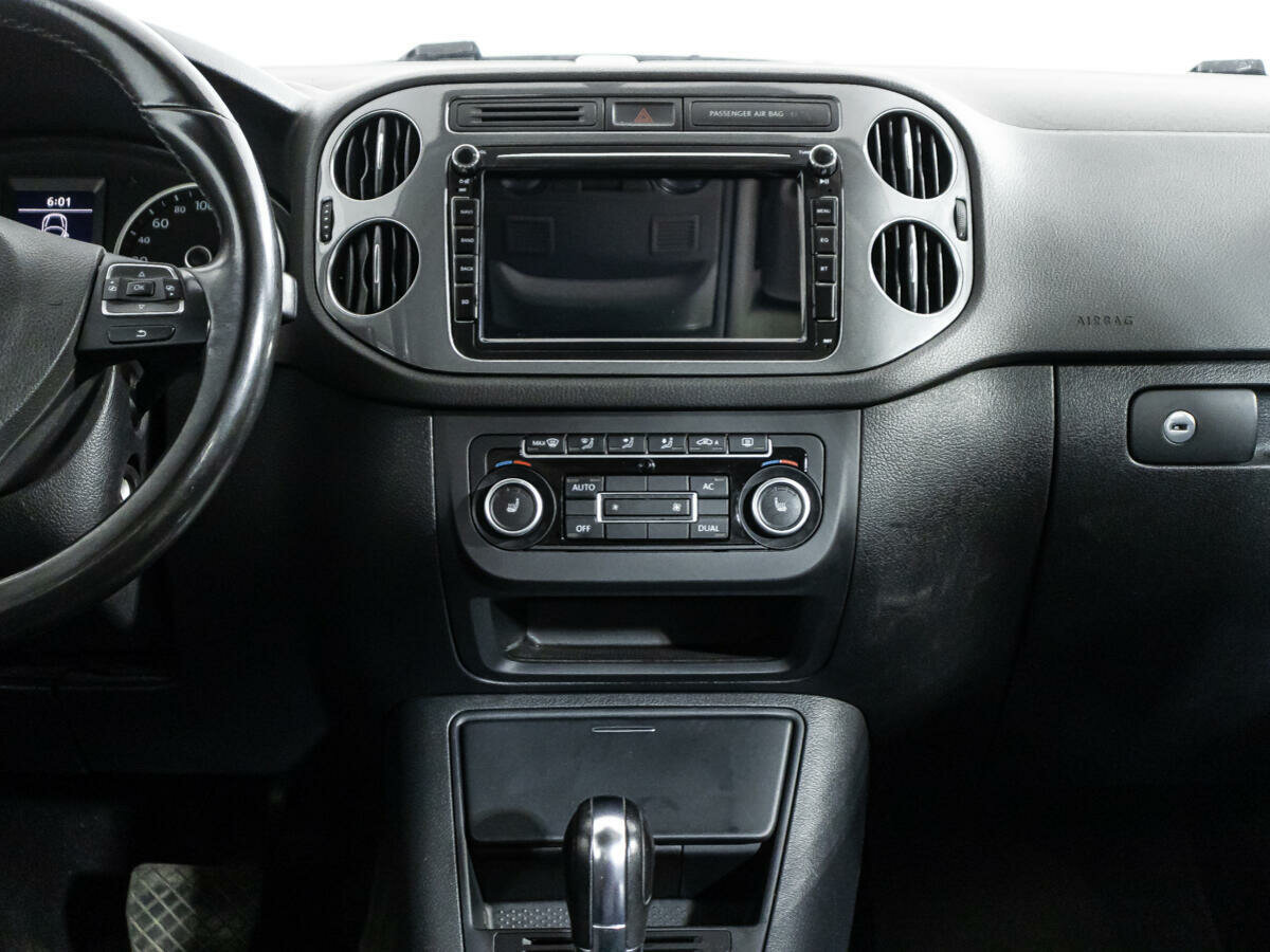 Volkswagen Tiguan, 2012