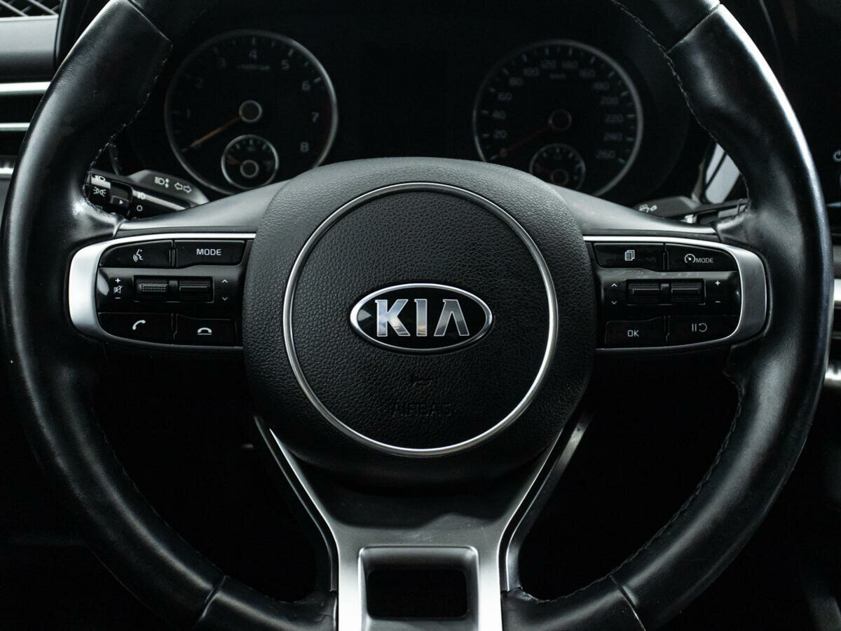 Kia K5, 2021