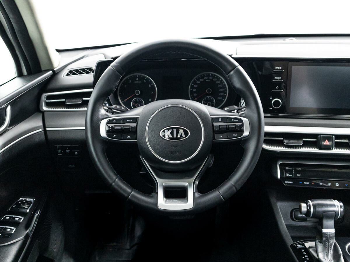 Kia K5, 2021