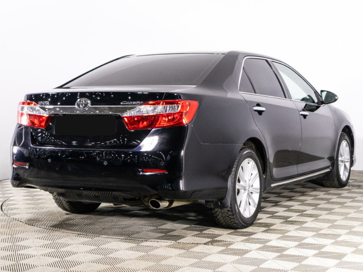 Toyota Camry, 2013