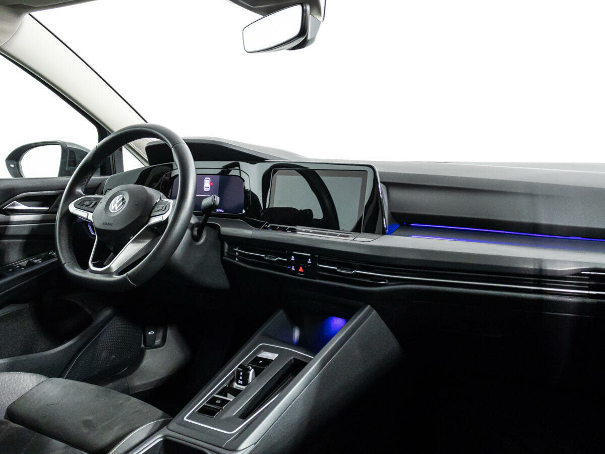 Volkswagen Golf, 2021