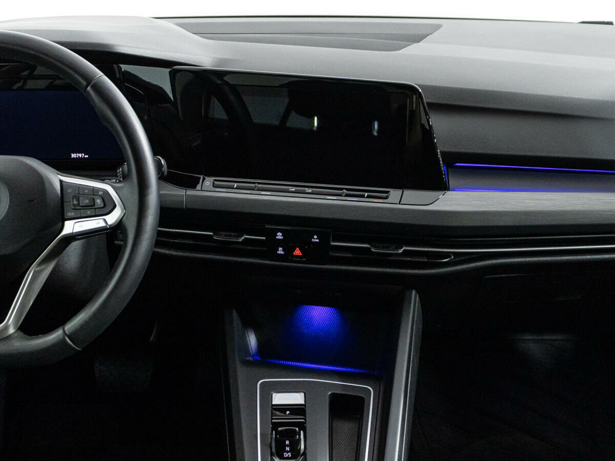 Volkswagen Golf, 2021