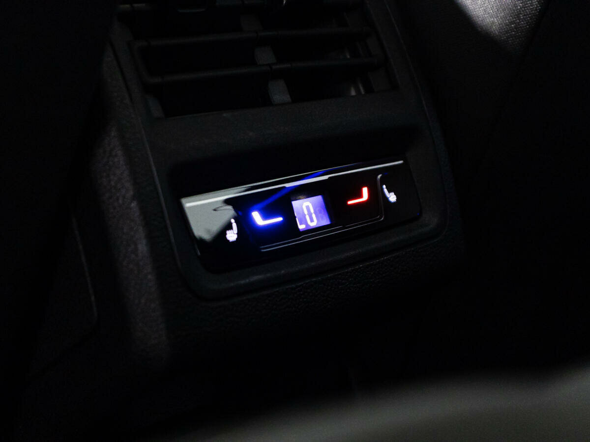 Volkswagen Golf, 2021