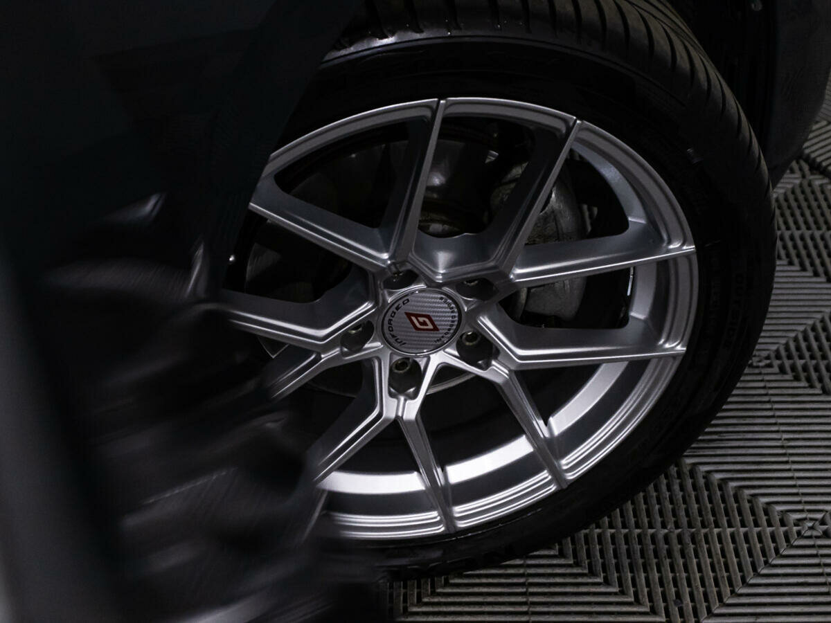 Volkswagen Golf, 2021