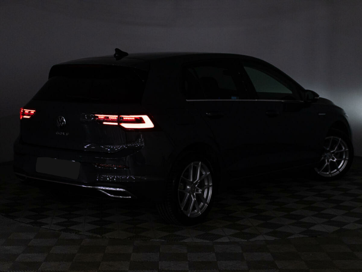 Volkswagen Golf, 2021