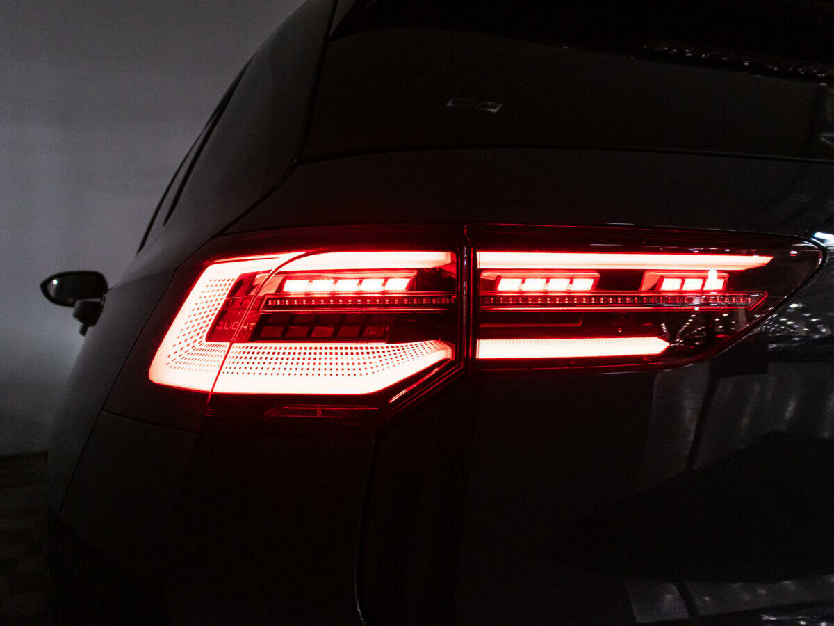 Volkswagen Golf, 2021