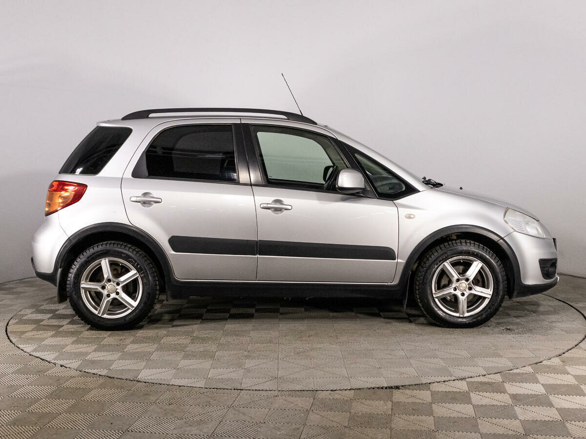 Suzuki SX4, 2013