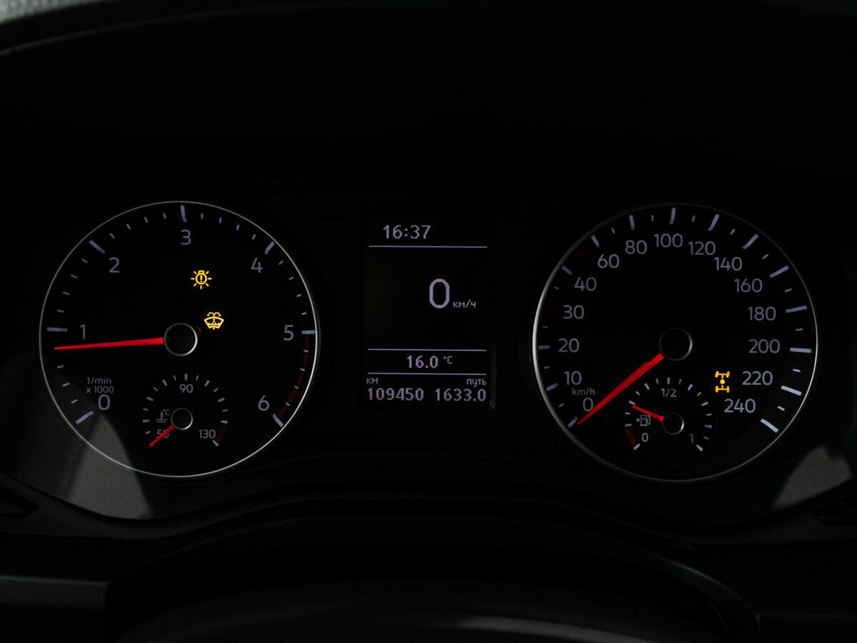 Volkswagen Amarok, 2016