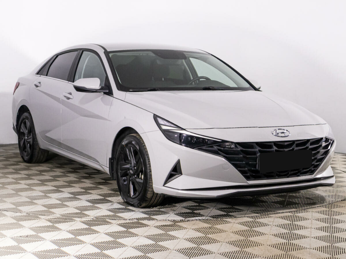 Hyundai Elantra, 2021