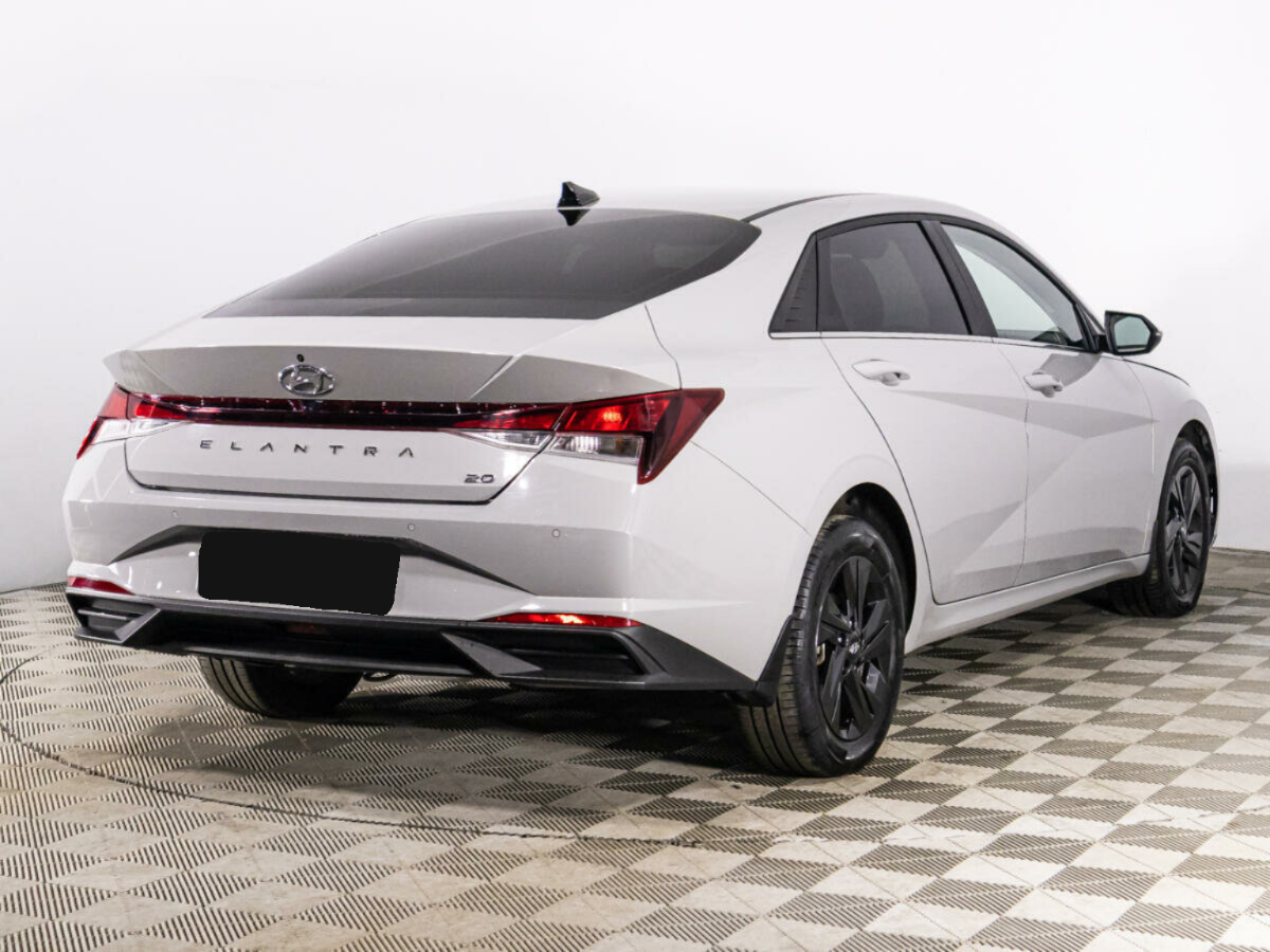 Hyundai Elantra, 2021