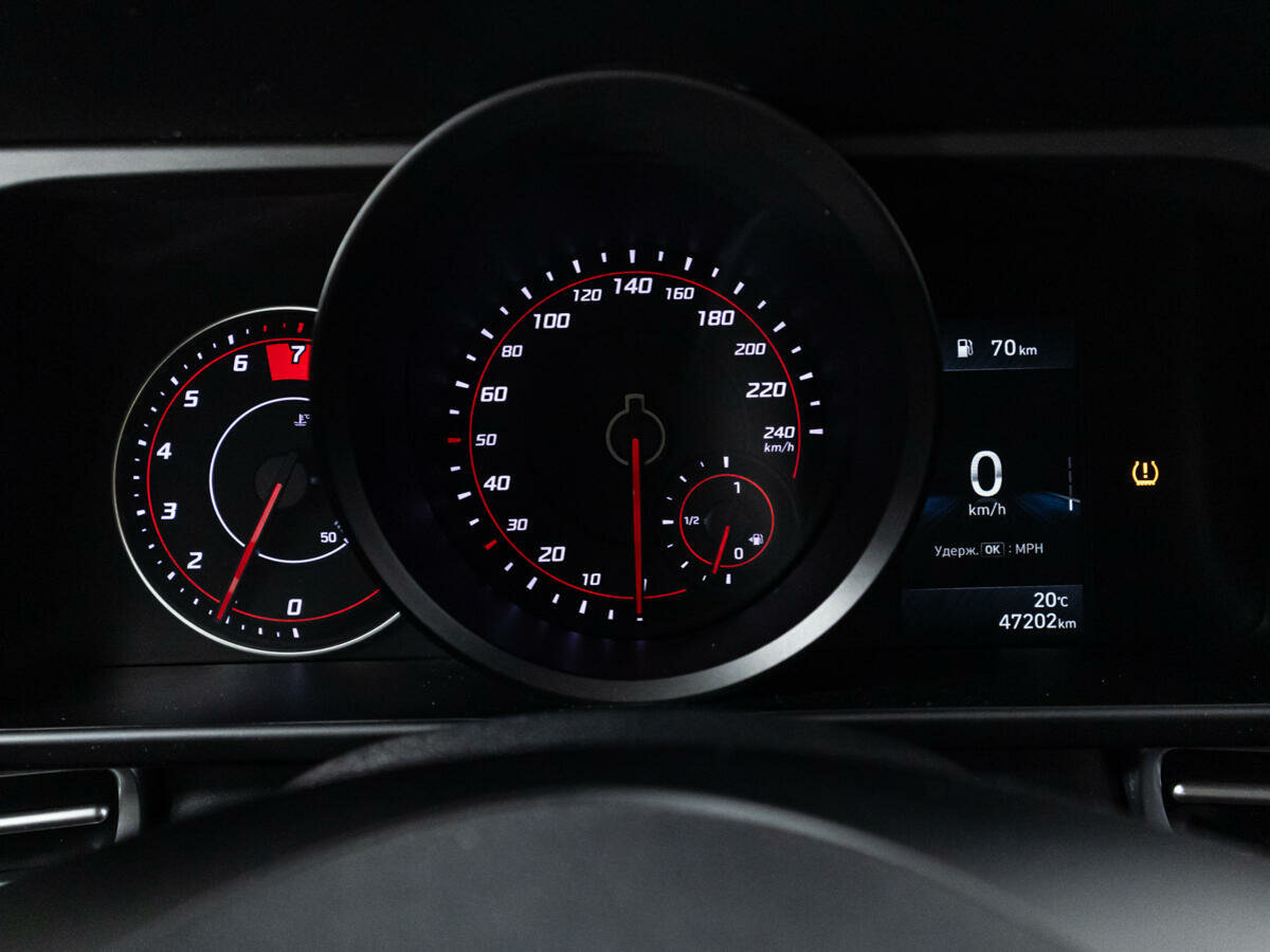 Hyundai Elantra, 2021