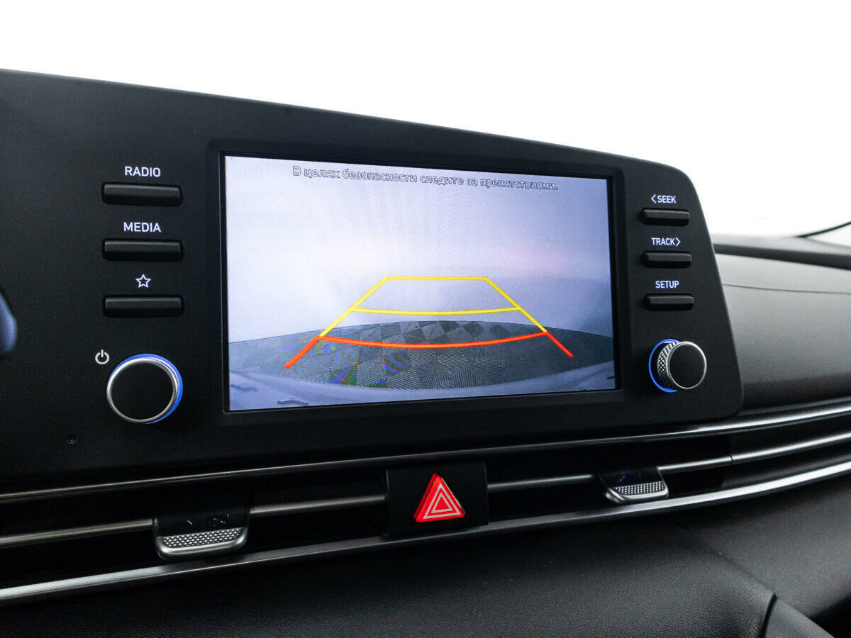 Hyundai Elantra, 2021