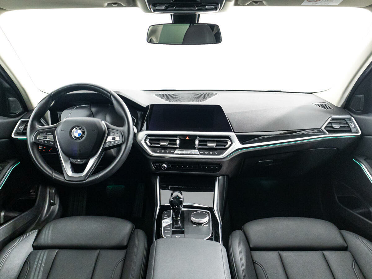 BMW 3 серии 318d, 2020