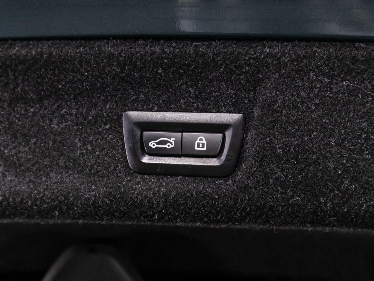 BMW 3 серии 318d, 2020