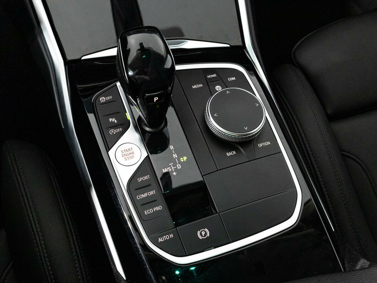 BMW 3 серии 318d, 2020