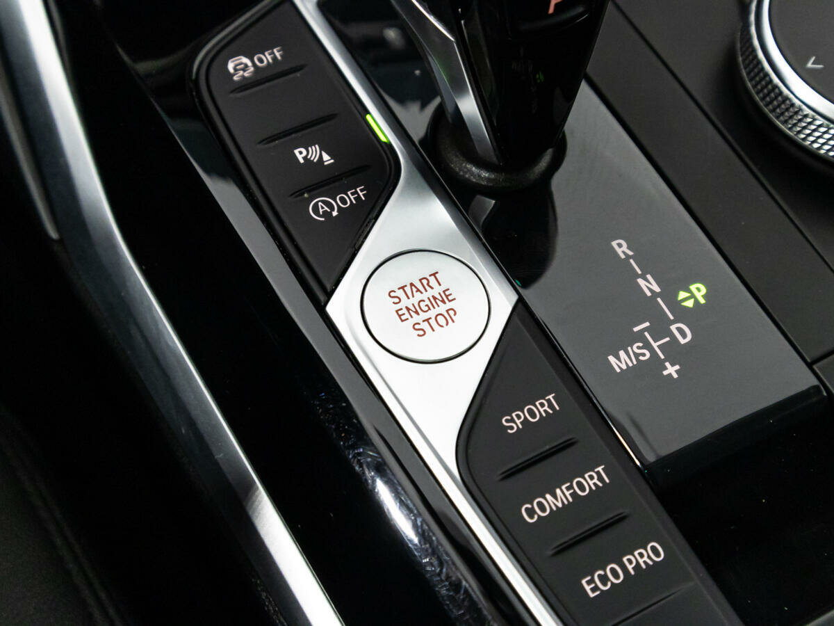 BMW 3 серии 318d, 2020