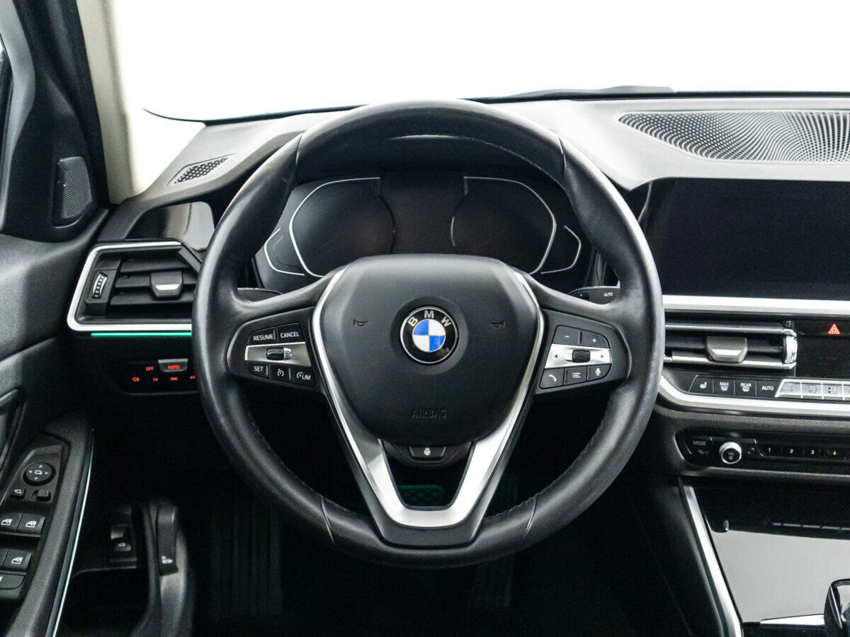 BMW 3 серии 318d, 2020