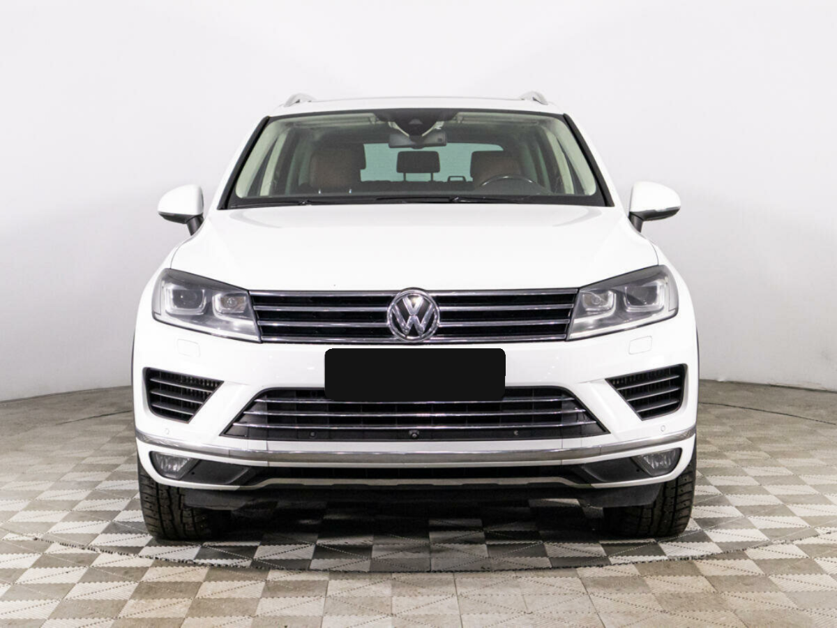 Volkswagen Touareg, 2015