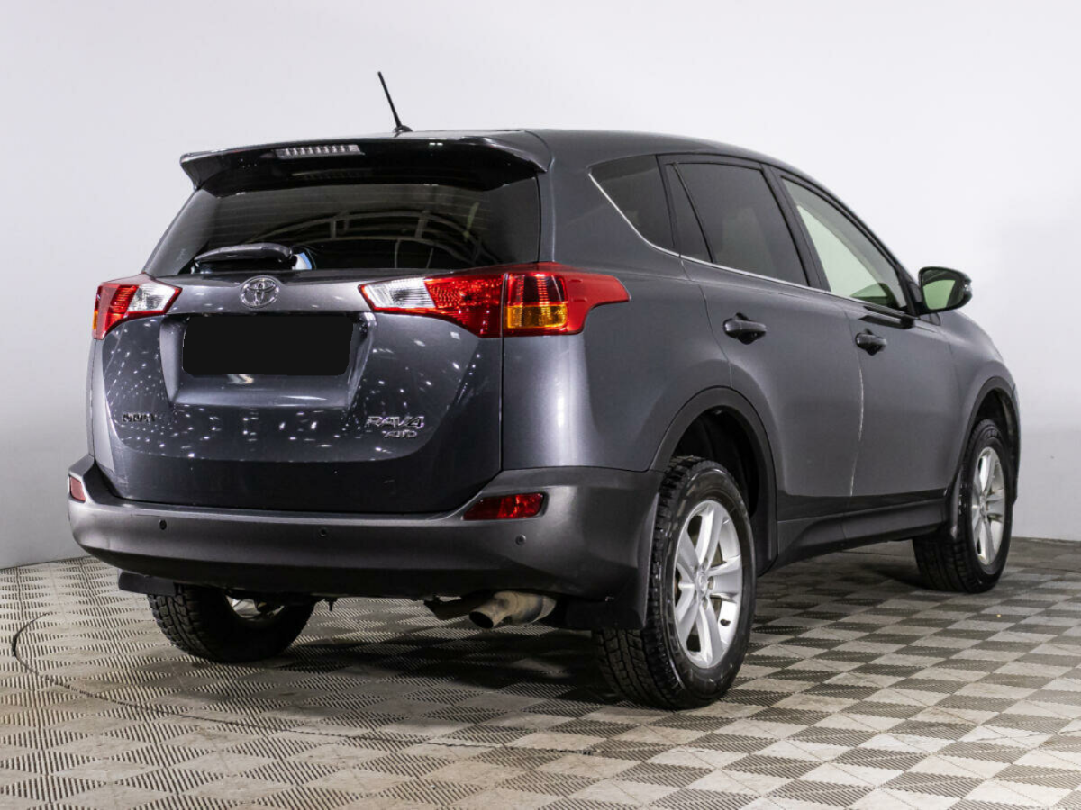 Toyota RAV4, 2013
