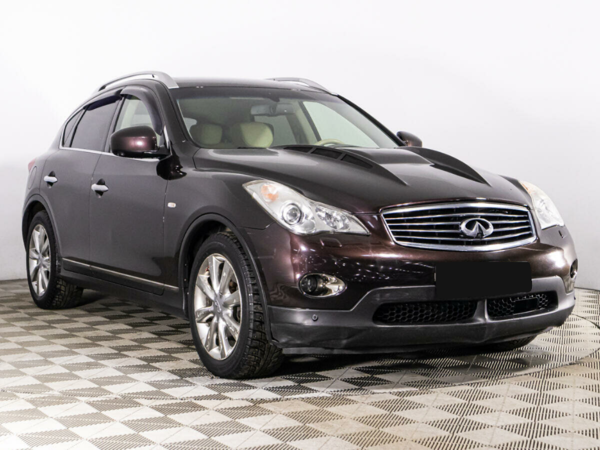 Infiniti EX37, 2010