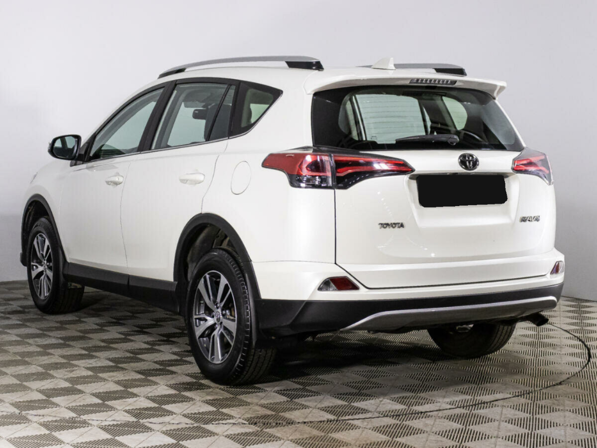 Toyota RAV4, 2017