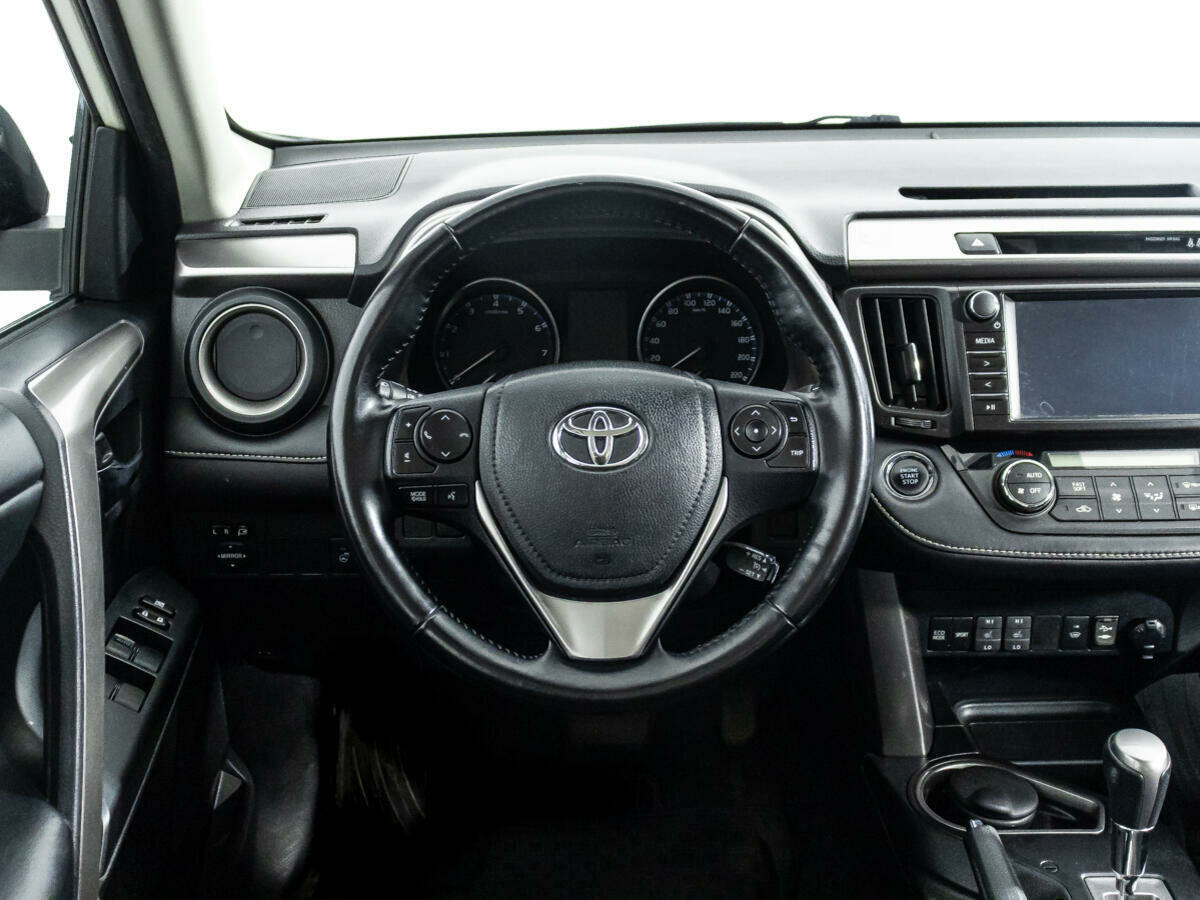 Toyota RAV4, 2017