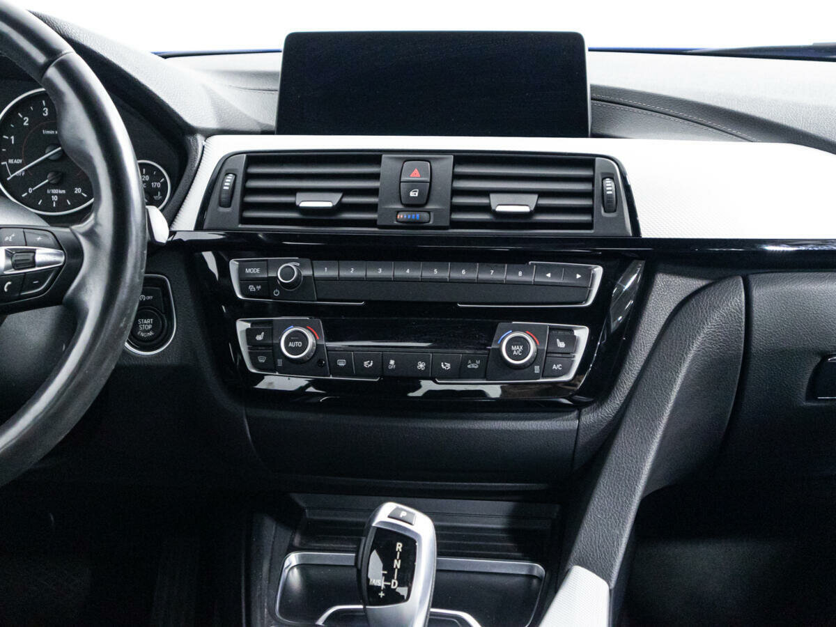 BMW 3 серии 320i xDrive, 2018