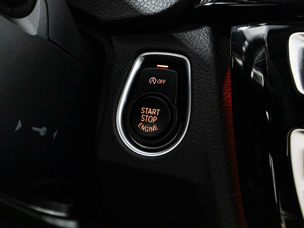 BMW 3 серии 320i xDrive, 2018